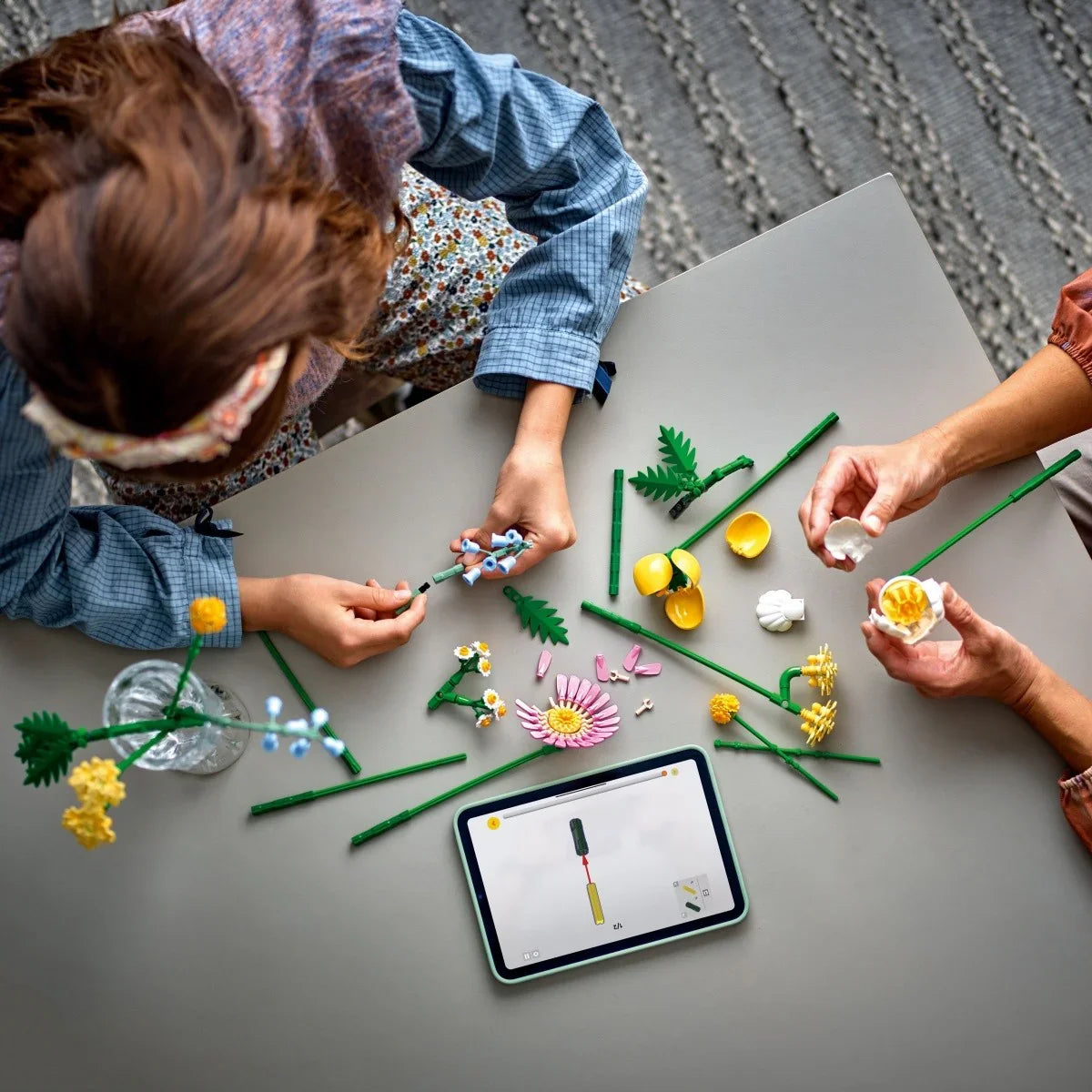 LEGO Klocki Botanicals 10347 Mały bukiet żółtych kwiatów - zabawki-dla-dziewczynki