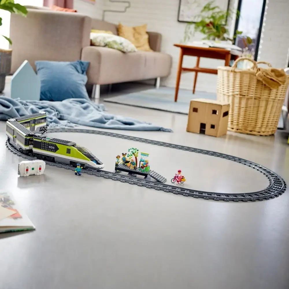 LEGO City 60337 pociąg zabawkowy z kompletną trasą kolejową