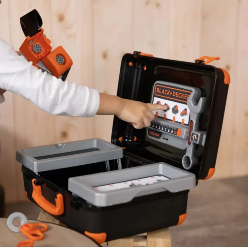 Smoby Black & Decker Walizka z Narzędziami + Samochód w Częściach - zabawki-dla-dziewczynki