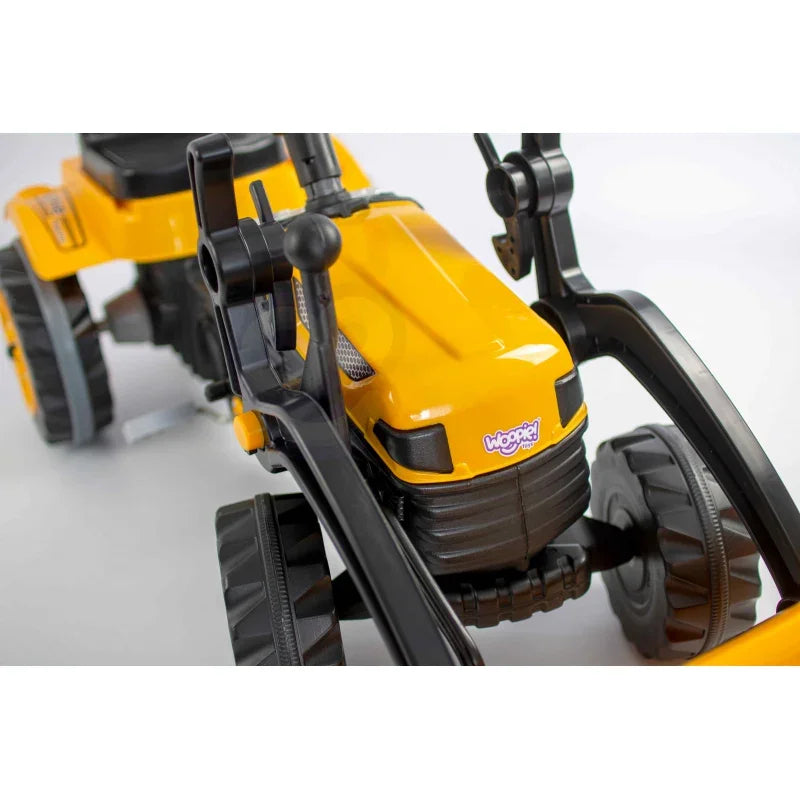 Traktor z regulowanym siedzeniem i klaksonem