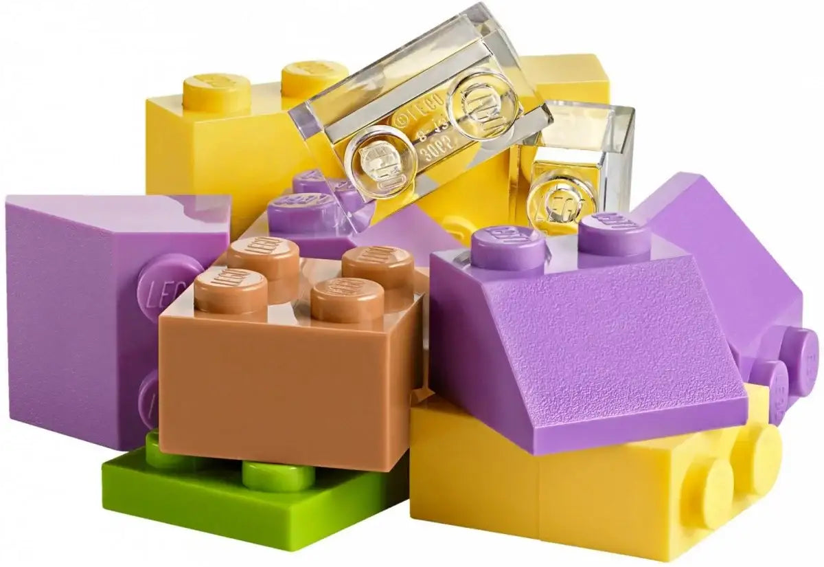 Kolorowe klocki LEGO dla dziewczynki, żółte, fioletowe, brązowe i przezroczyste