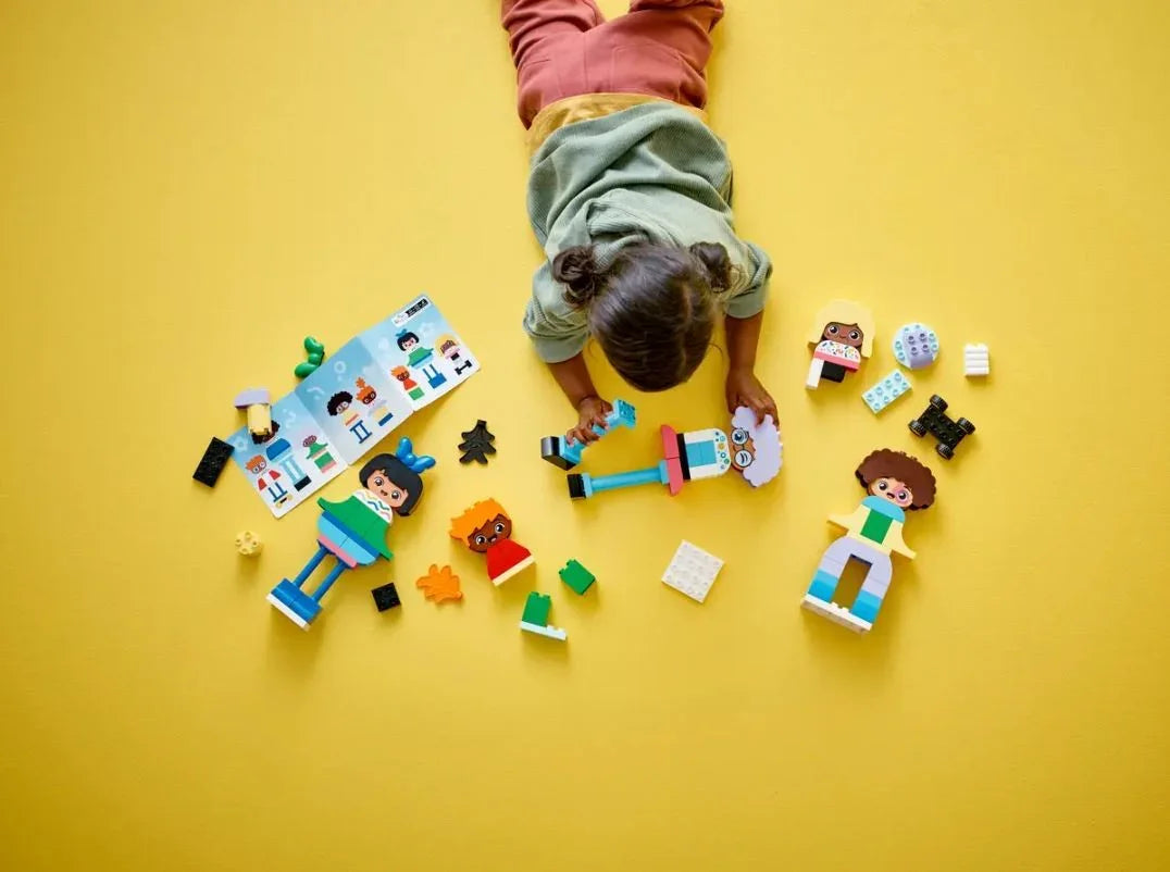 Klocki DUPLO 10423 Ludziki z emocjami - zabawki-dla-dziewczynki