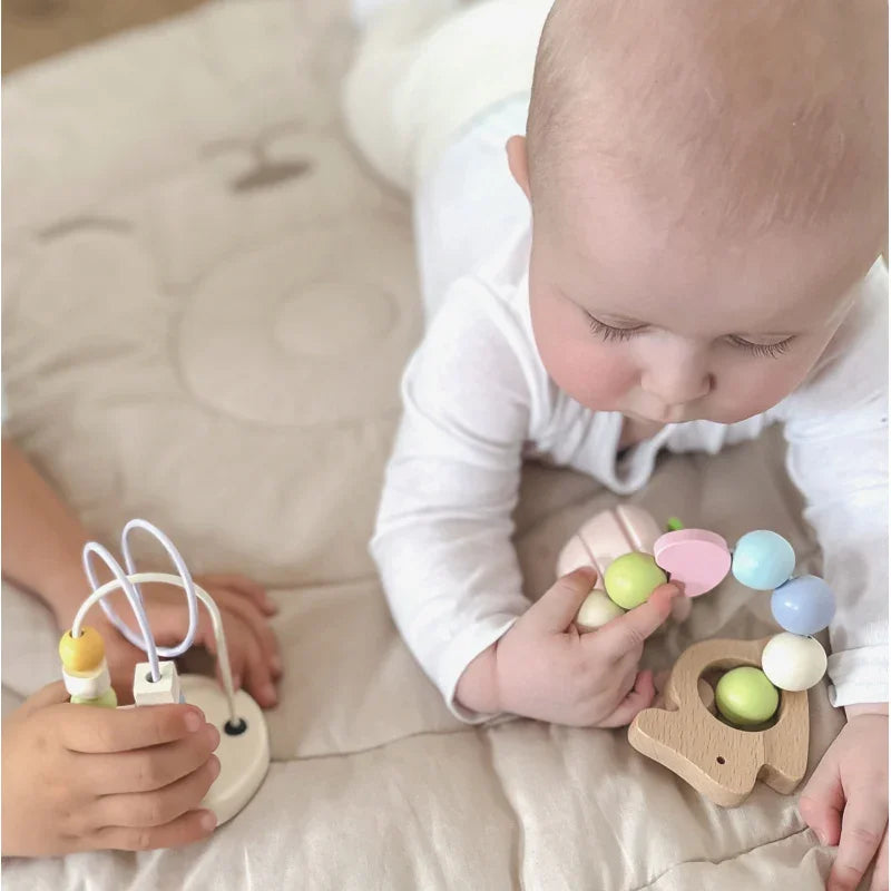 CLASSIC WORLD Pastelowy Zestaw Motoryczny dla Niemowląt Box Pierwsze Zabawki od Urodzenia - zabawki-dla-dziewczynki