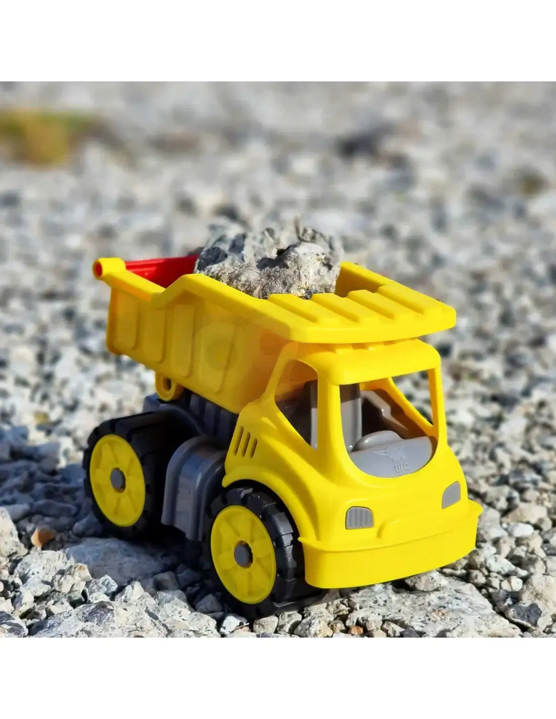 żółta wywrotka BIG Power Worker Mini dla malucha  - zabawki-dla-dziewczynki