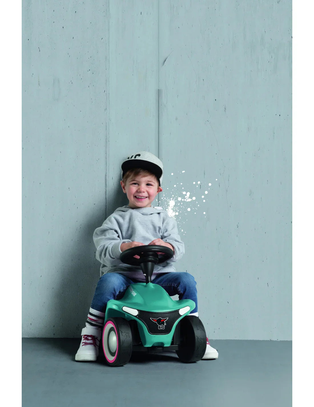 Ergonomiczny jeździk dla malucha w kolorze lazurowym - zabawki-dla-dziewczynki