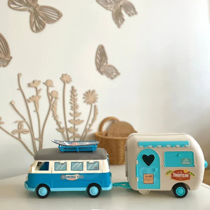 WOOPIE Kamper XL dla Lalek Zestaw Kempingowy z Przyczepką - zabawki-dla-dziewczynki