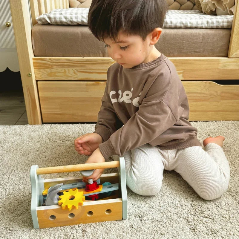 TOOKY TOY Drewniana Skrzynka z Narzędziami Zestaw 18 el. - zabawki-dla-dziewczynki