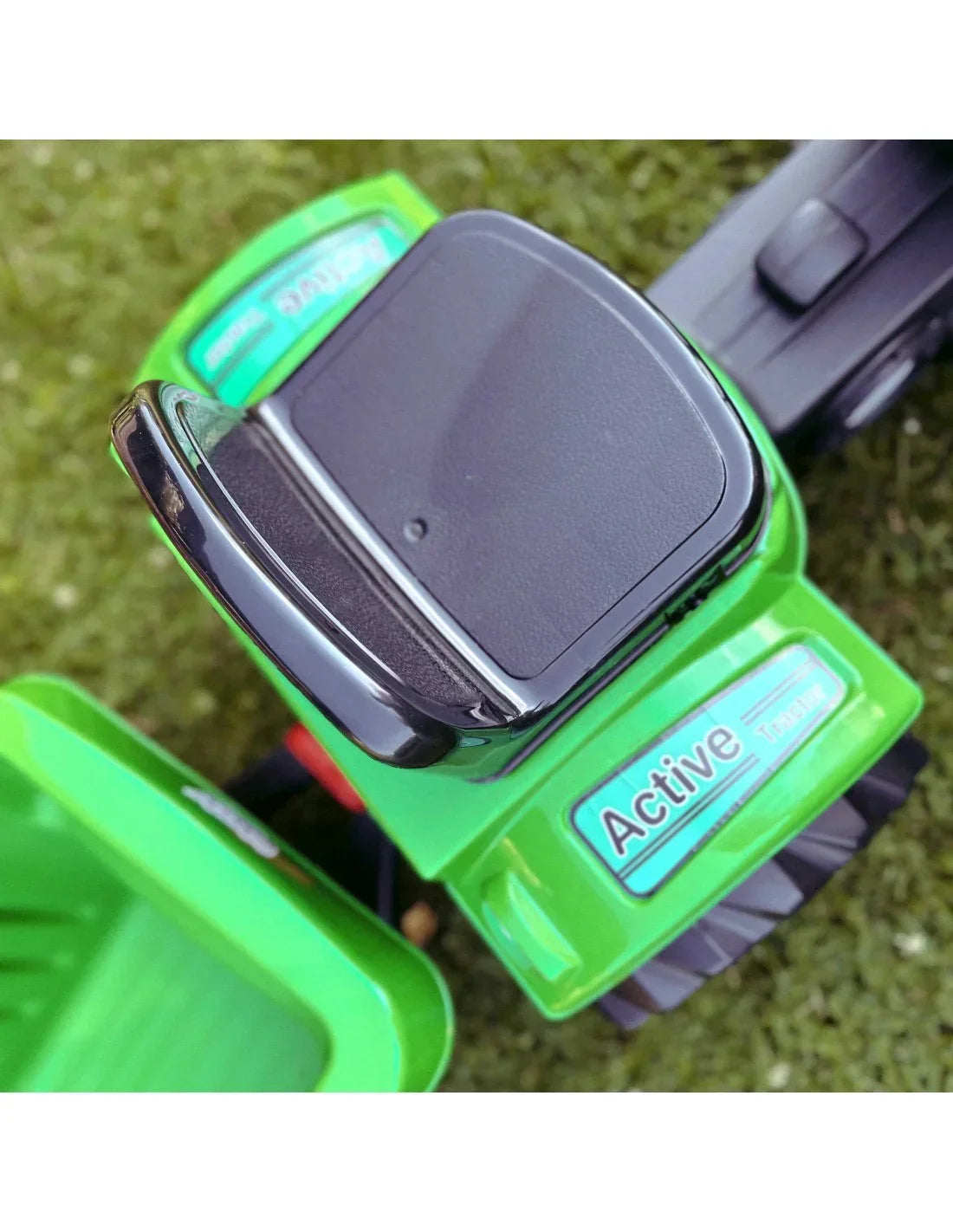 Traktor pedałowy WOOPIE dla chłopców i dziewczynek - zabawki-dla-dziewczynki