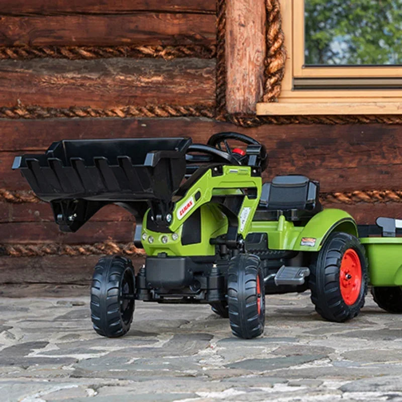 Falk Traktor Claas z pedałami i przyczepą dla dzieci w różnym wieku - zabawki-dla-dziewczynki