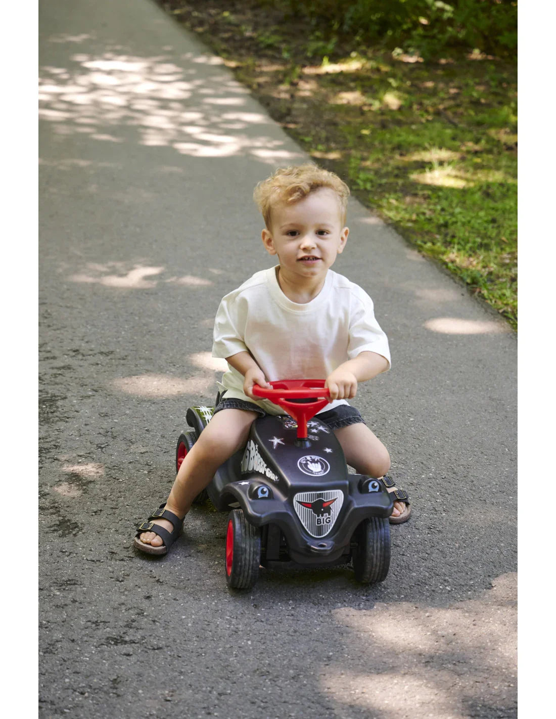 Samochodzik dla dzieci BIG Bobby Car Classic z kierownicą i klaksonem  - zabawki-dla-dziewczynki