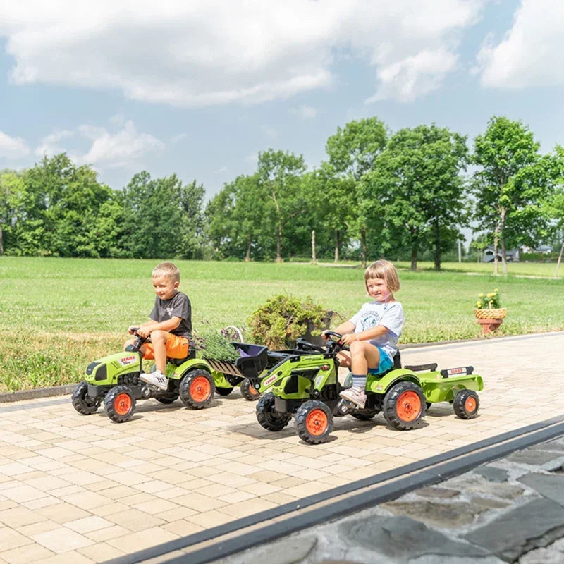Falk Traktor Claas z pedałami i ruchomą łyżką dla maluchów - zabawki-dla-dziewczynki
