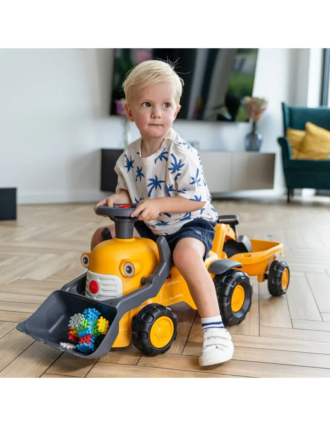 Zestaw FALK Traktor Komatsu z przyczepką i łopatami do kreatywnej zabawy - zabawki-dla-dziewczynki