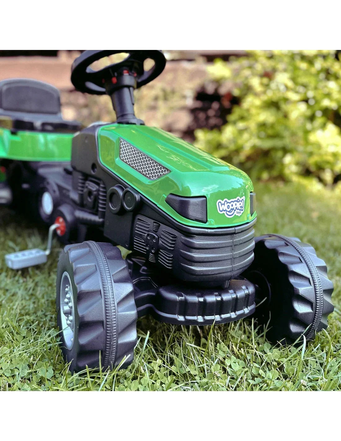 Traktor pedałowy WOOPIE dla chłopców i dziewczynek - zabawki-dla-dziewczynki