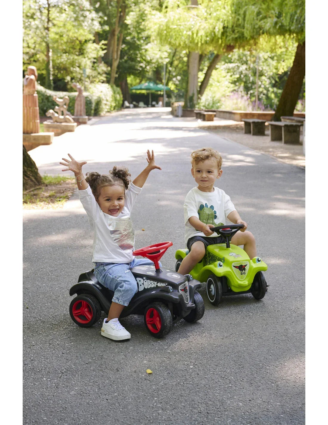 Pojazd dla dzieci od 12 miesięcy z motywem dinozaurów - zabawki-dla-dziewczynki