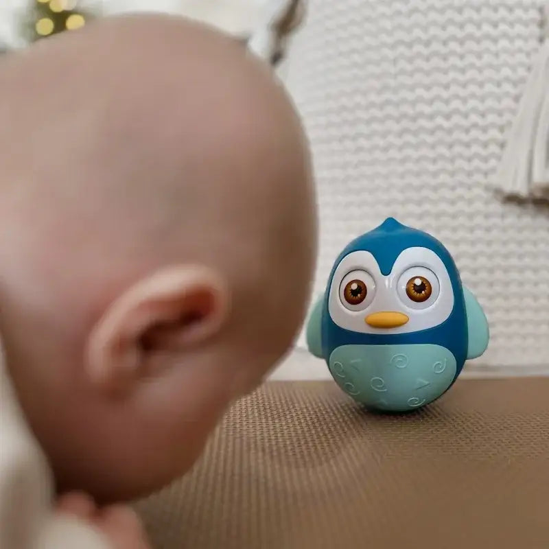 WOOPIE BABY pingwinek sensoryczny kołysząca zabawka - zabawki-dla-dziewczynki