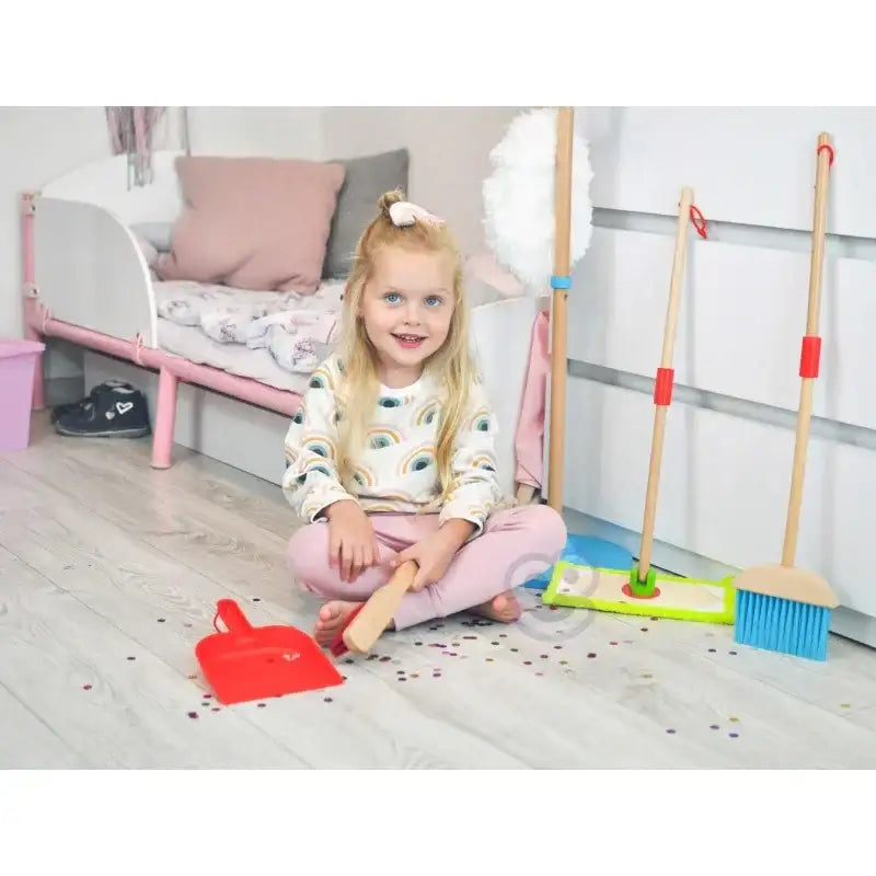 Drewniany zestaw TOOKY TOY sprzątanie zabawka dla maluchów - zabawki-dla-dziewczynki