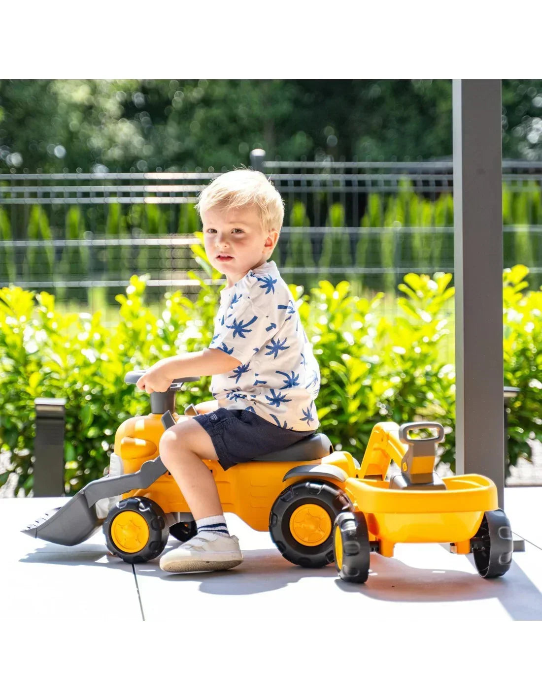 Traktor FALK Komatsu wykonany w 90% z plastiku pochodzącego z recyklingu - zabawki-dla-dziewczynki