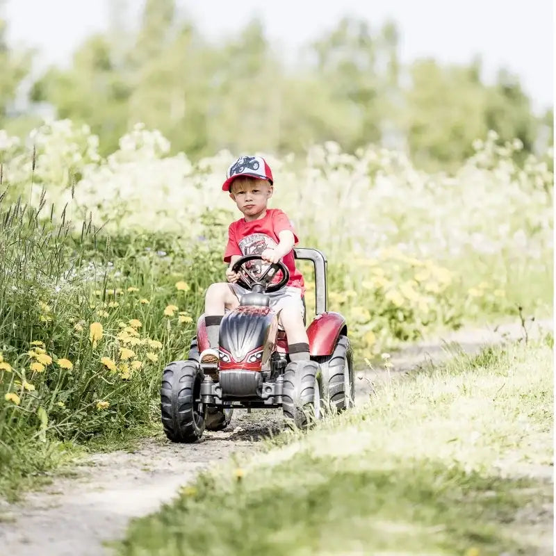 FALK Traktorek Czerwony Valtra S4 na Pedały z Przyczepką zabawka dla dzieci od 3 lat - zabawki-dla-dziewczynki