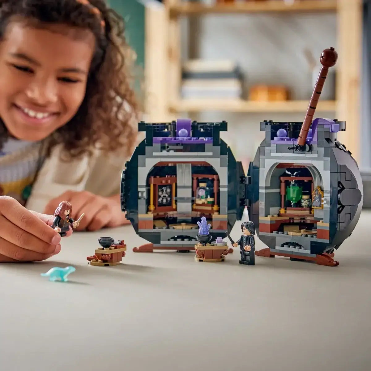 Zabawka LEGO Harry Potter 76464 kociołek i sekretna sala dla dzieci - zabawki-dla-dziewczynki