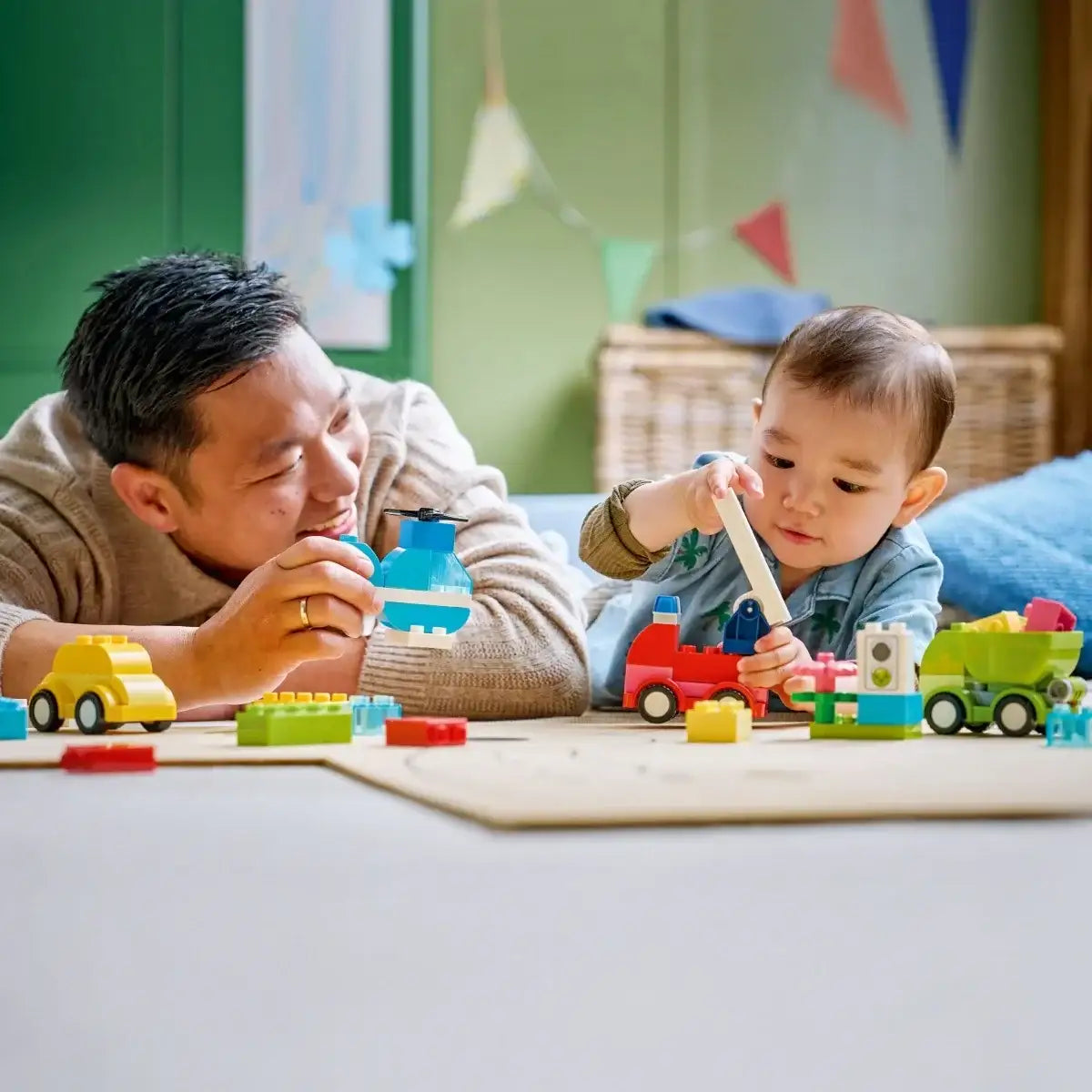 Kreatywna zabawa LEGO DUPLO 10474 pojazdy dla dzieci - zabawki-dla-dziewczynki