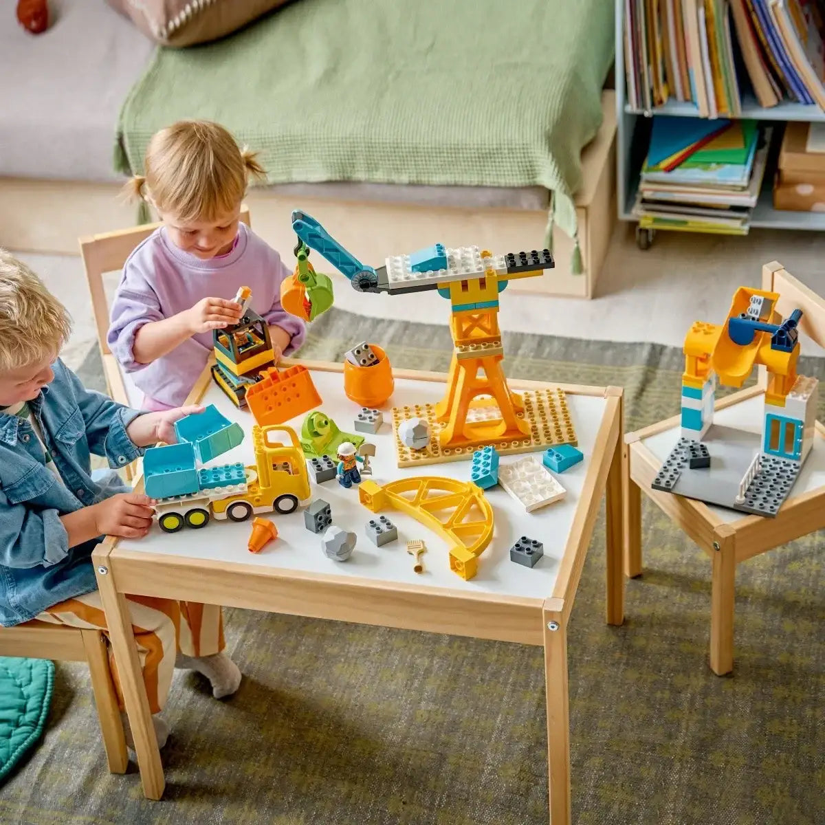 LEGO 10476 DUPLO Plac budowy z pojazdami 3 w 1 zestaw do budowania  - zabawki-dla-dziewczynki