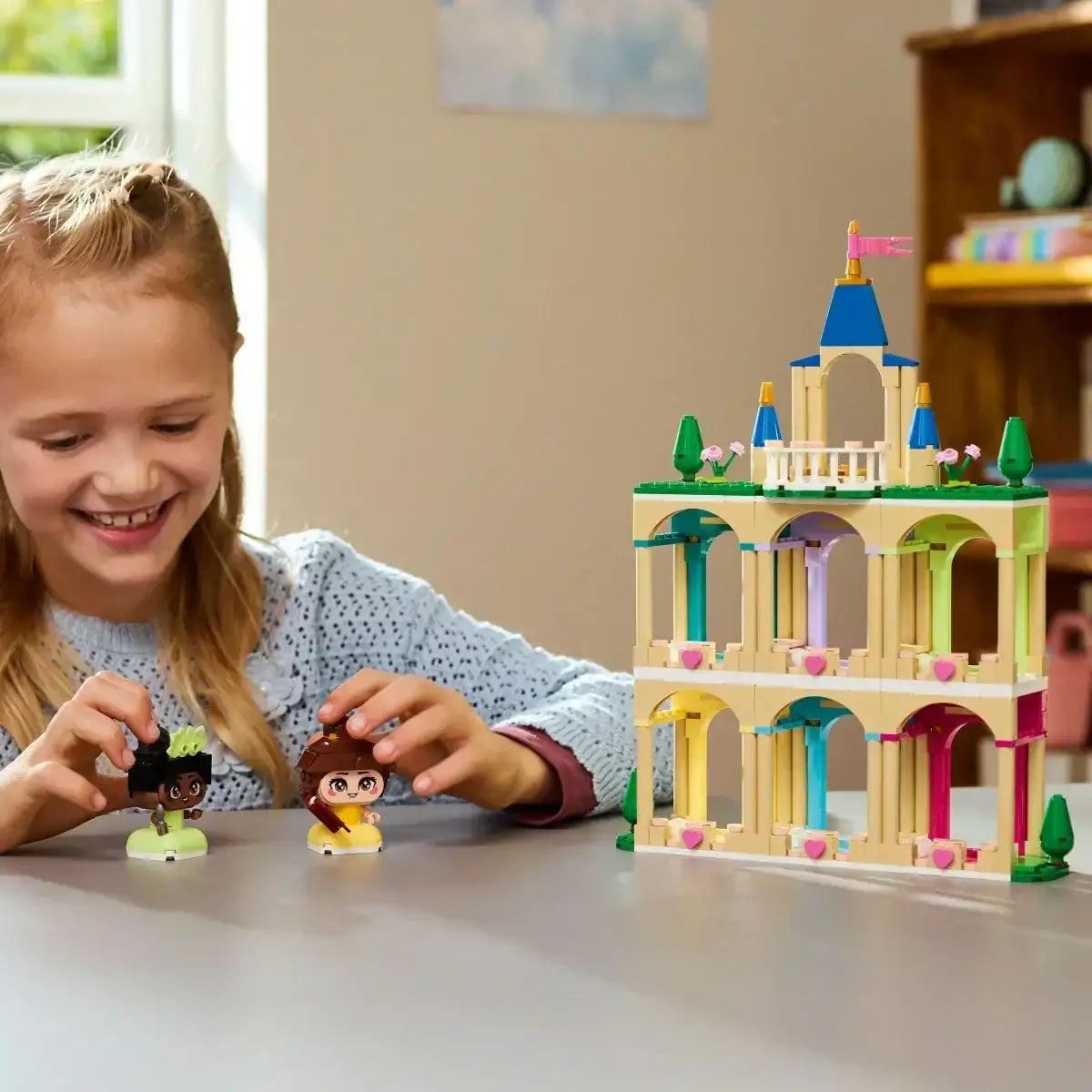 LEGO Disney 43291 Mała Bella i Tiana z zamkiem edukacyjny zestaw klocków - zabawki-dla-dziewczynki
