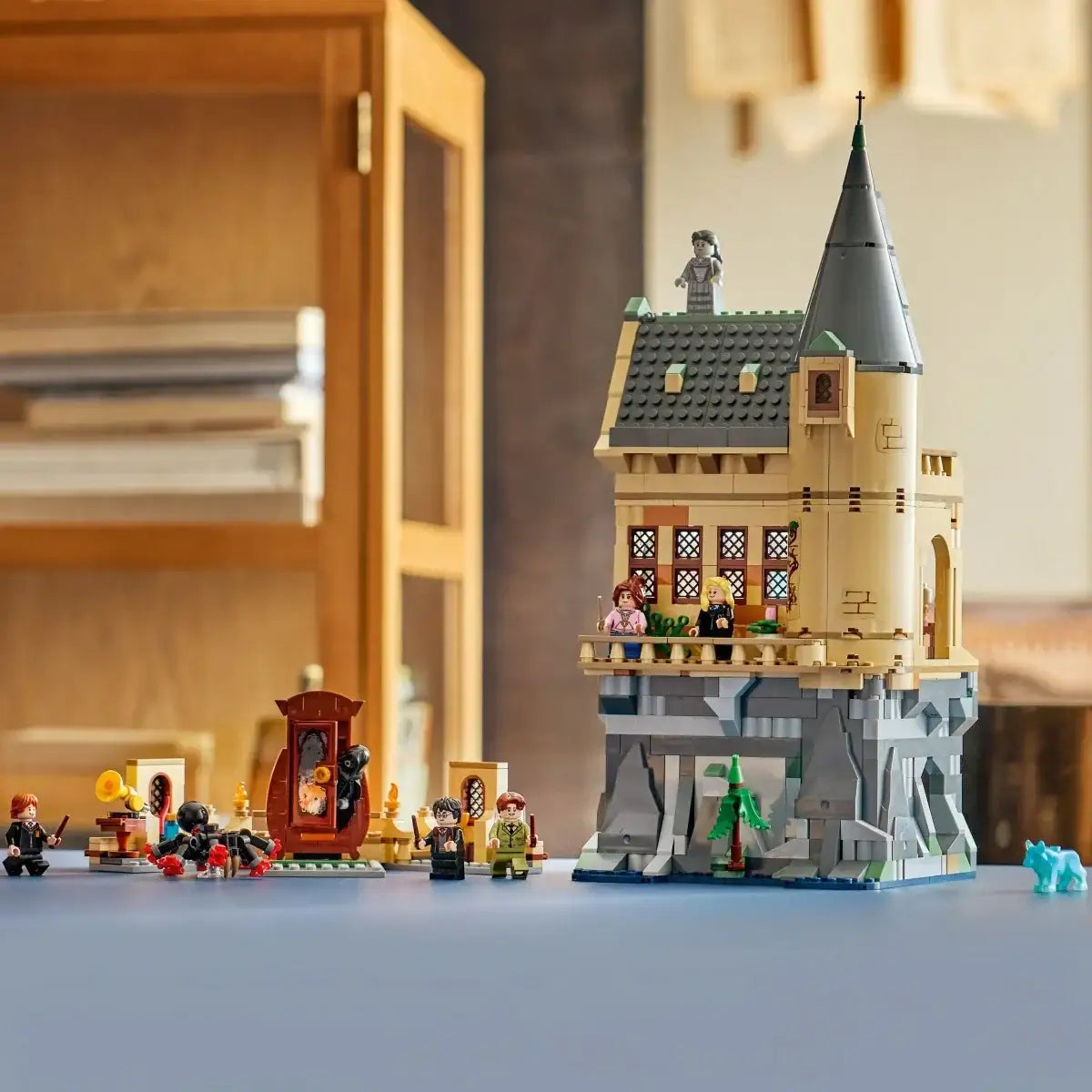 LEGO Harry Potter, skrzydło szpitalne z modułowymi elementami - zabawki-dla-dziewczynki