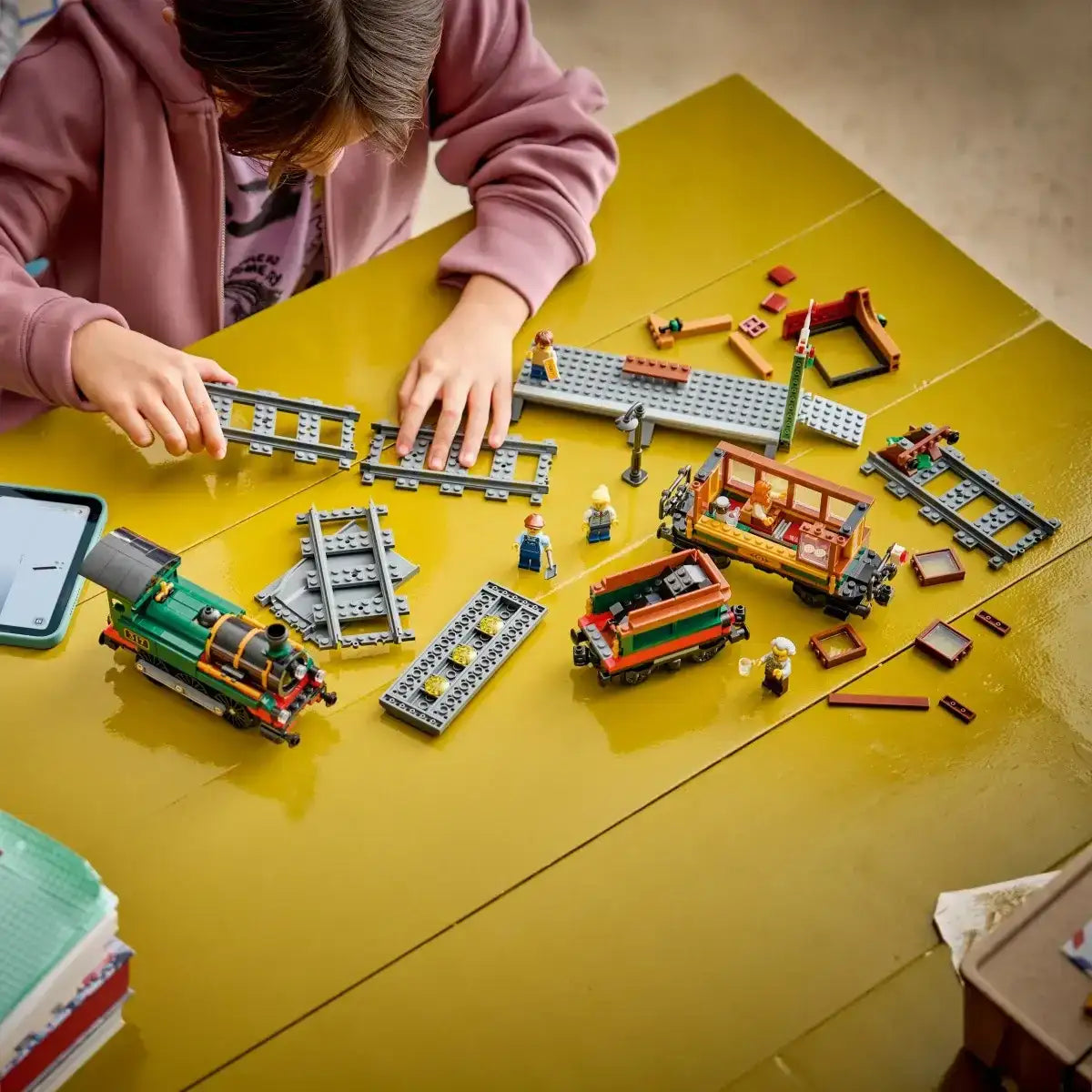 LEGO City lokomotywa parowa z wagonami