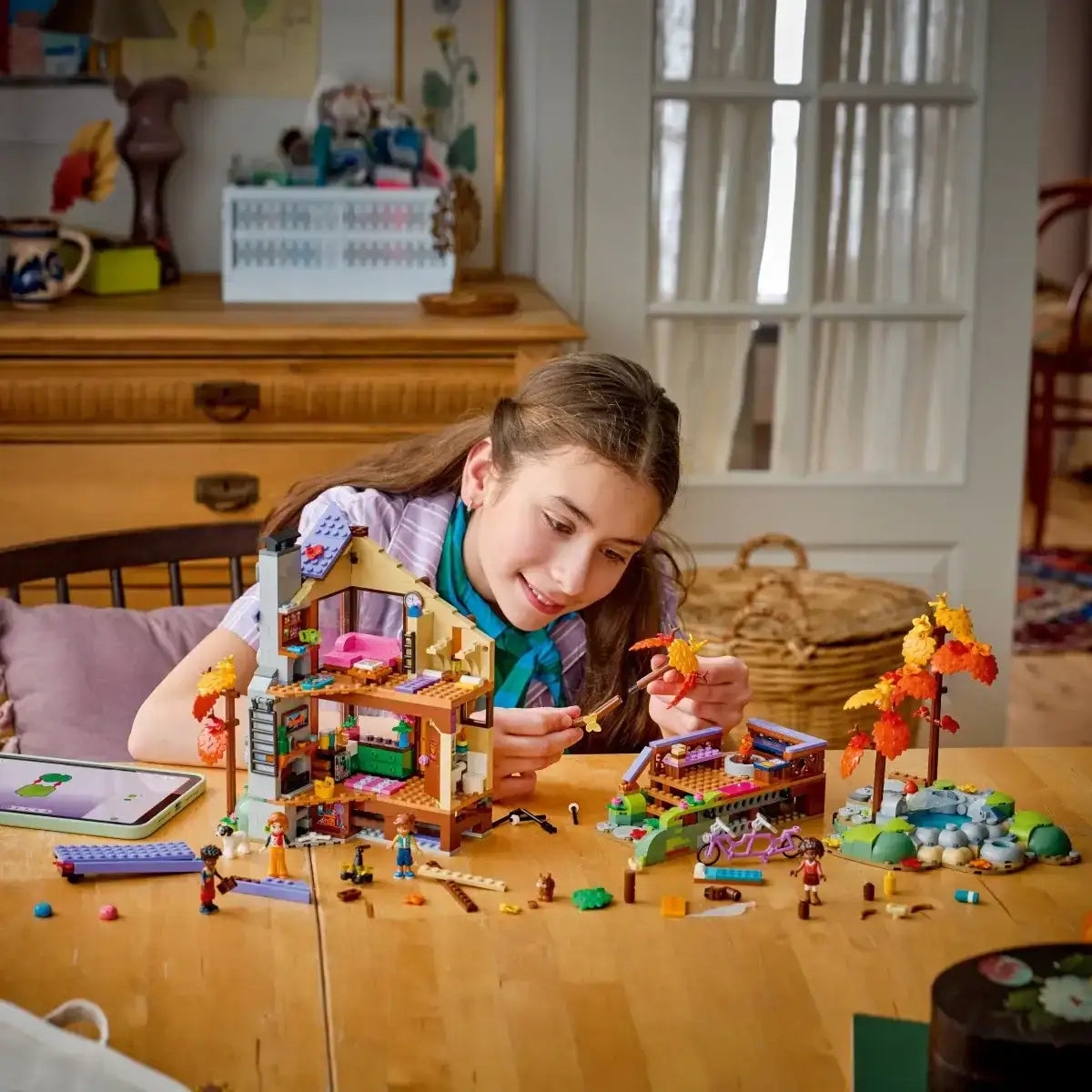 LEGO Friends leśny domek z akcesoriami 42705