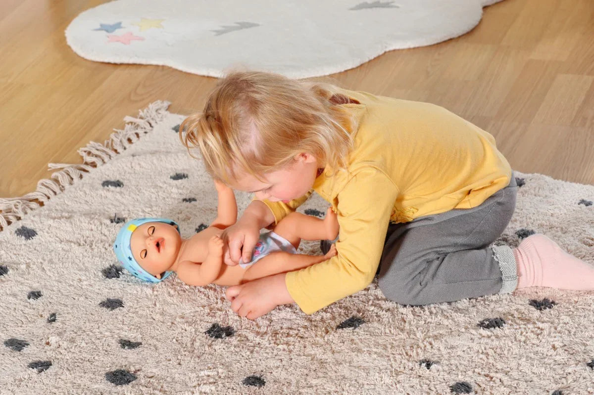 Baby Born chłopiec 36 cm lalka interaktywna wspierająca rozwój – zabawki-dla-dziewczynki