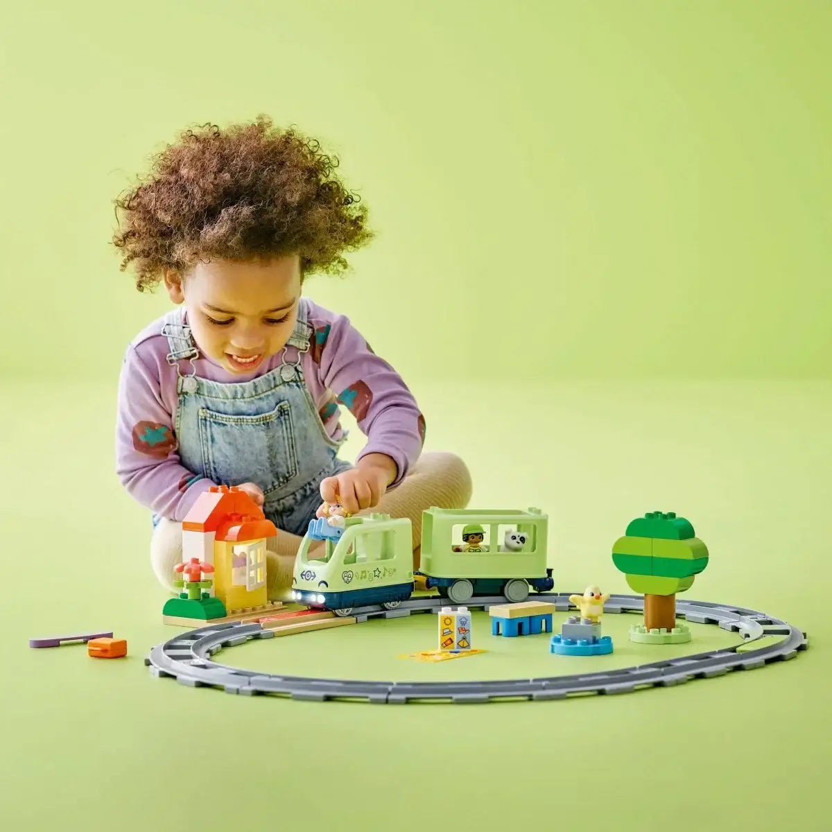 Interaktywny pociąg LEGO DUPLO 10427 dla dzieci - zabawki-dla-dziewczynki