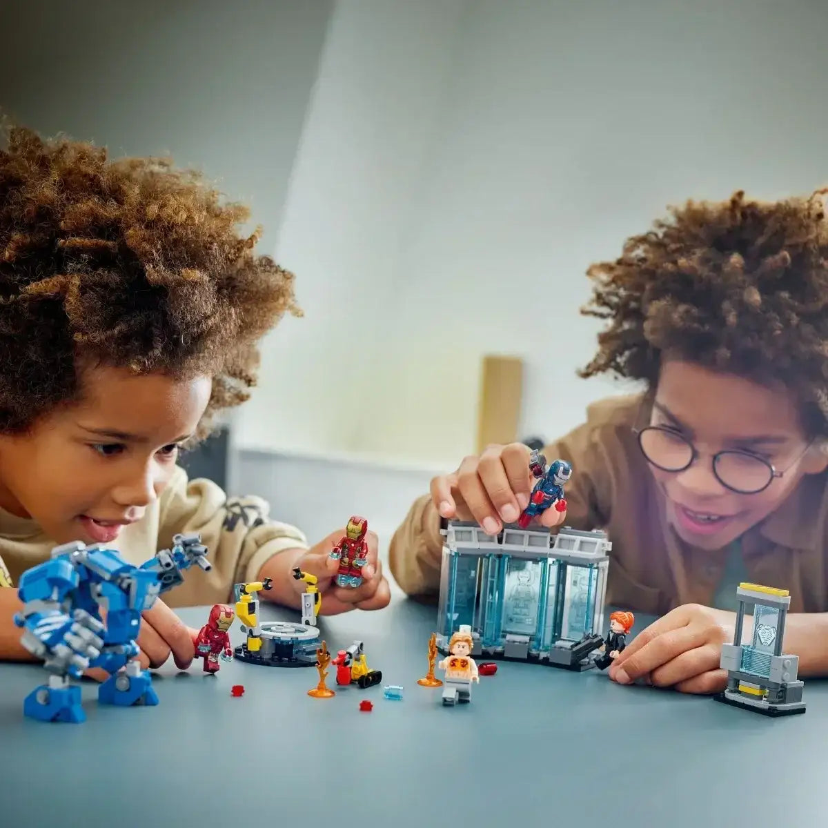 LEGO Marvel Iron Man laboratorium 76315 – zestaw dla dzieci