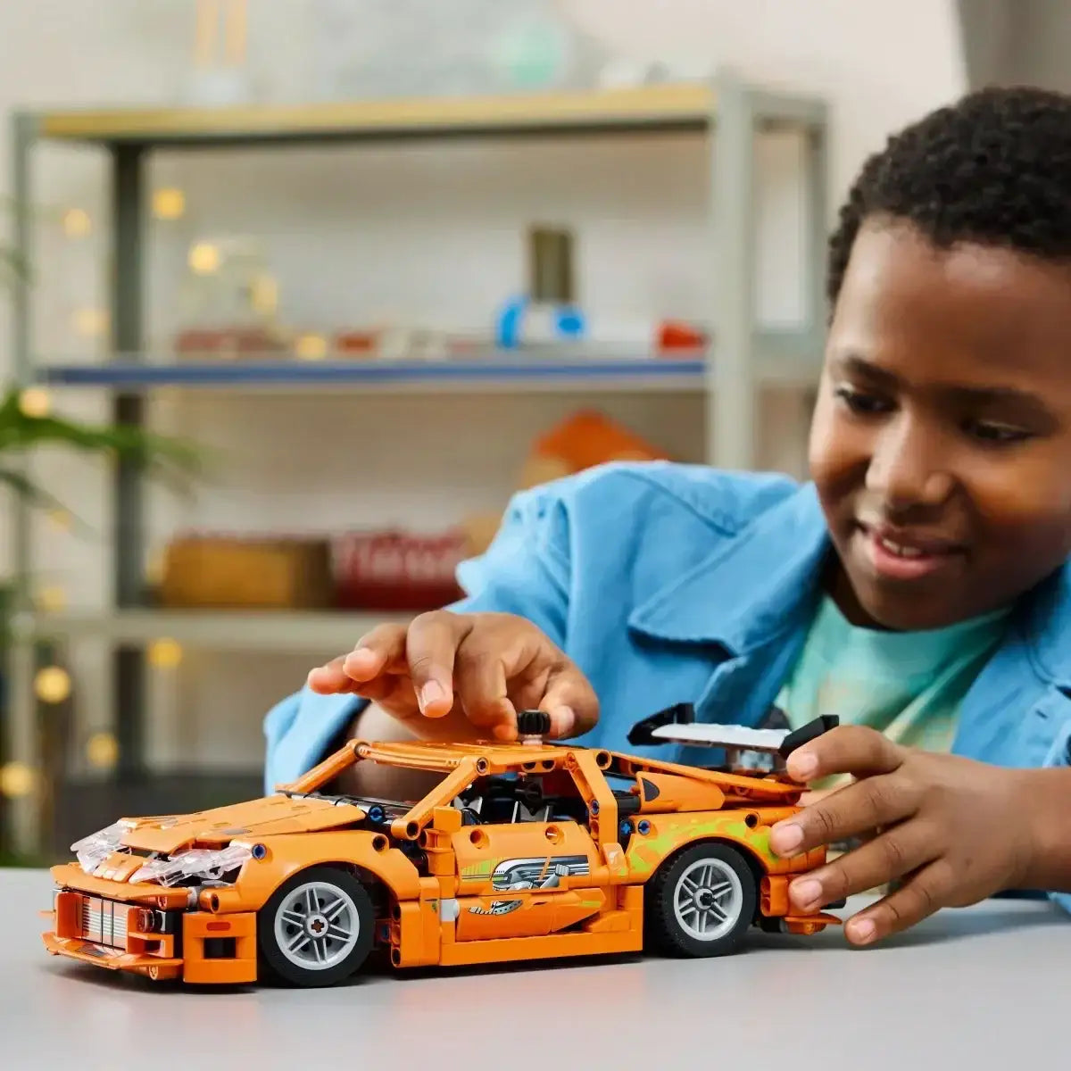 LEGO Technic Toyota Supra MK4, realistyczny model auta dla dzieci i dorosłych