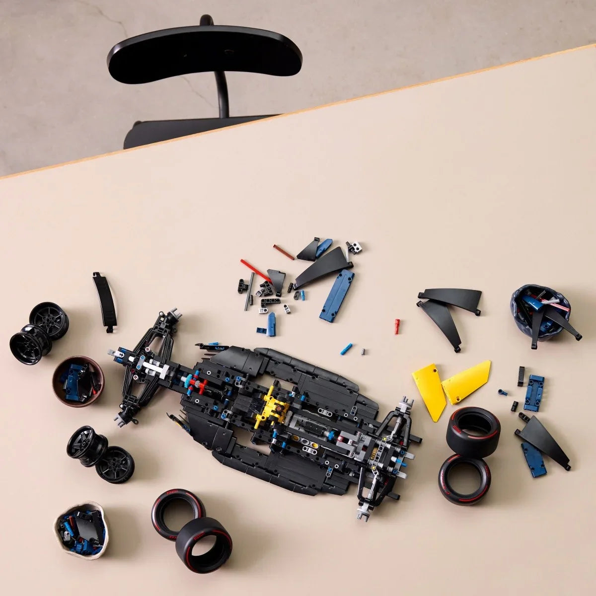 LEGO Klocki Technic 42206 Bolid F1 Oracle Red Bull Racing RB20 - zabawki-dla-dziewczynki