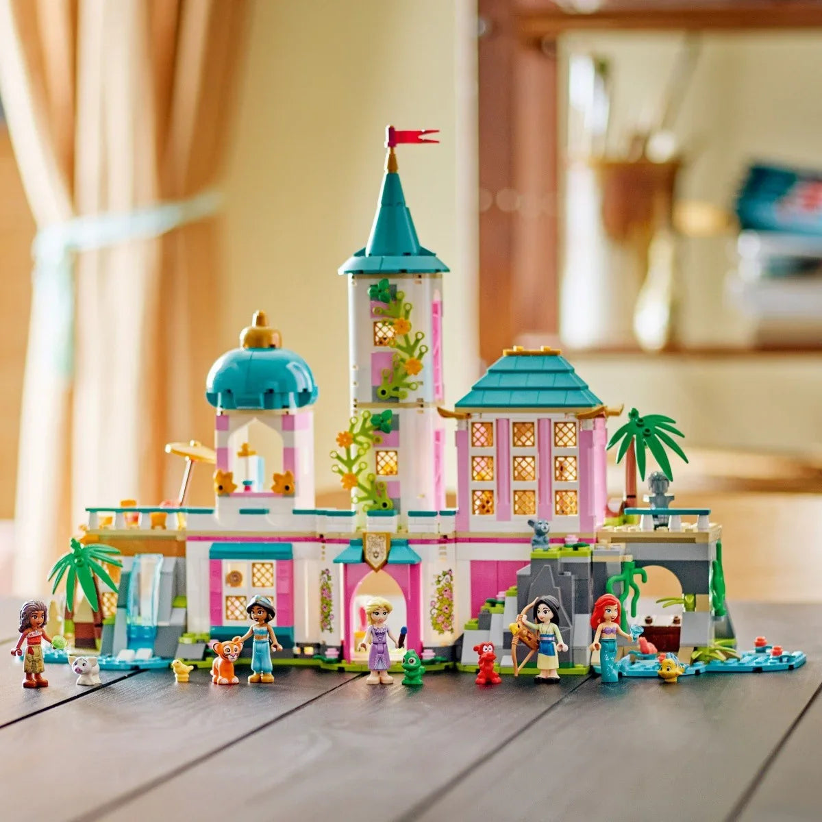 LEGO Klocki Disney 43267 Zamek księżniczek i królewskie zwierzaki - zabawki-dla-dziewczynki