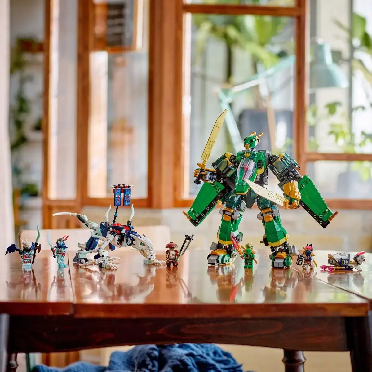 Mech Lloyda LEGO Ninjago 71845 z ruchomymi elementami