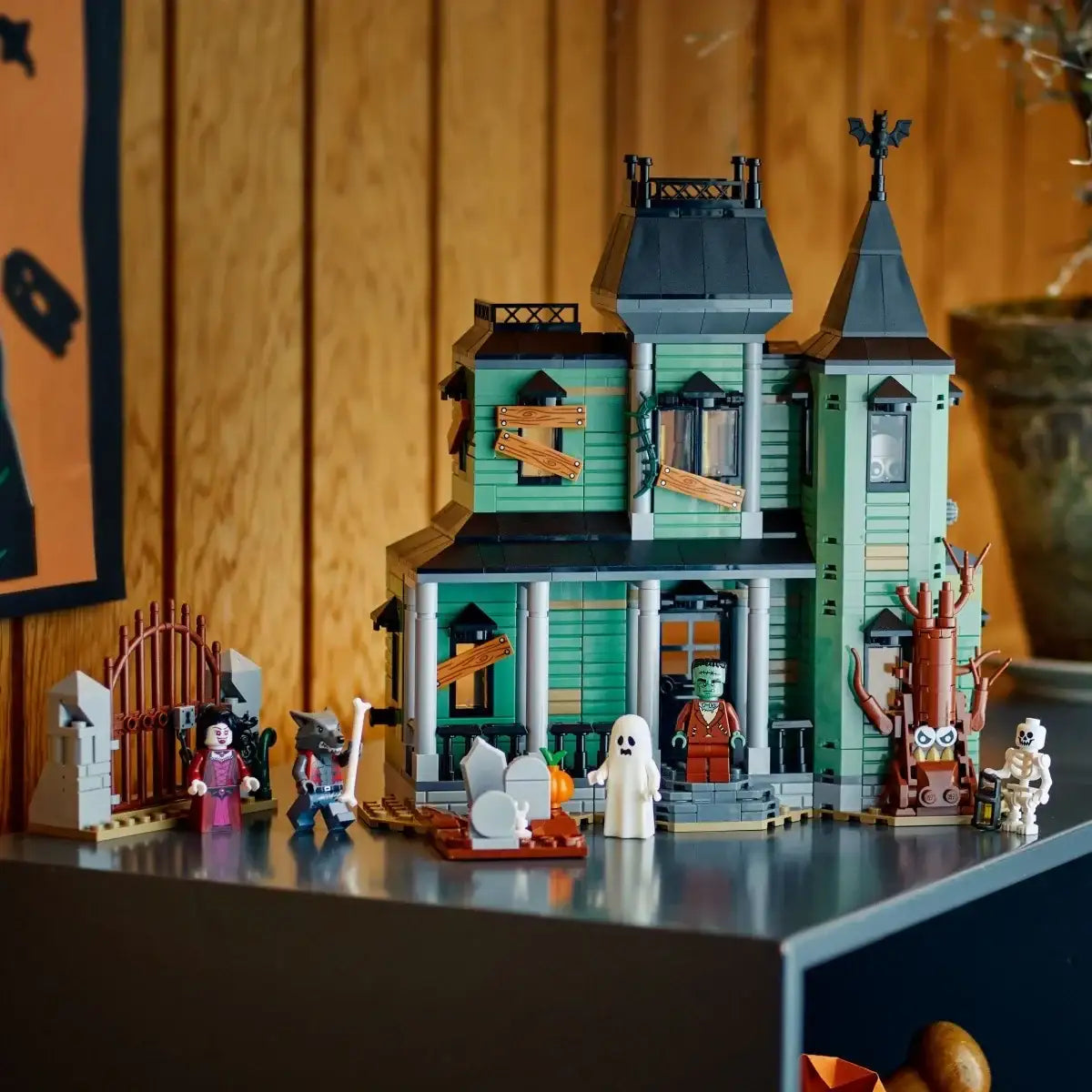 LEGO Creator nawiedzona rezydencja 3w1