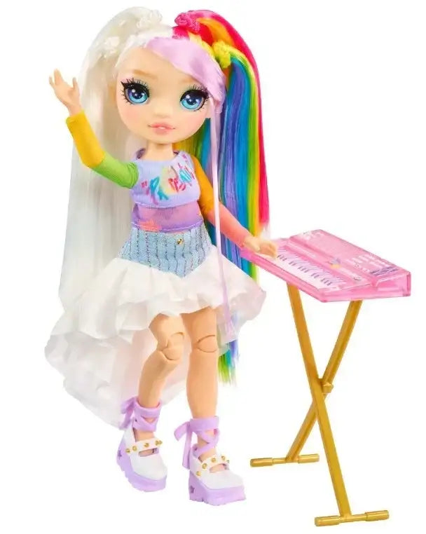 MGA Rainbow High Junior Amaya lalka modowa dla dzieci