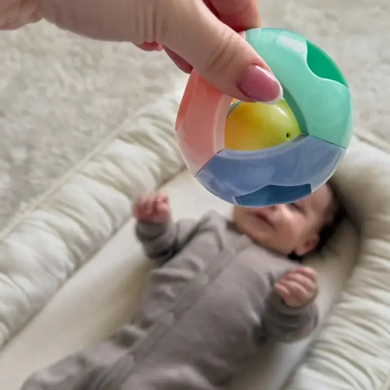 WOOPIE BABY Pastelowa Grzechotka Kula do Raczkowania 0m+ - zabawki-dla-dziewczynki