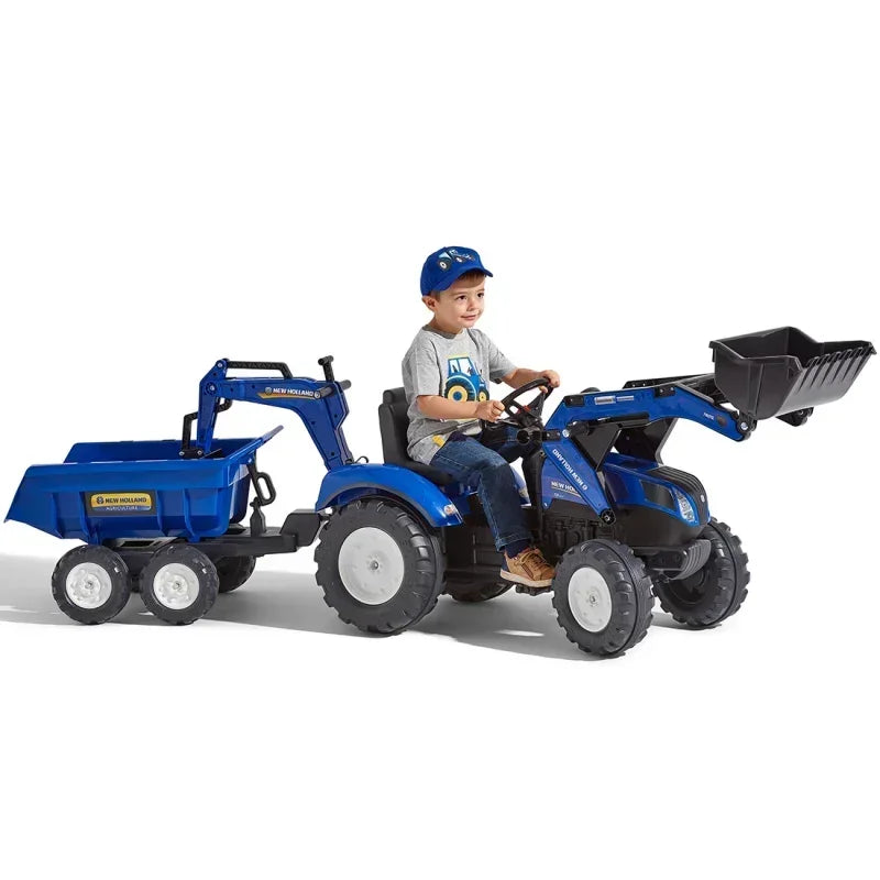 Niebieski traktorek FALK New Holland z przyczepką rozwija zdolności manualne malucha - zabawki-dla-dziewczynki