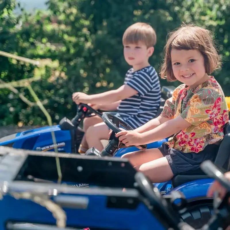 FALK niebieski traktor na pedały z przyczepką, pojazd dla maluchów - zabawki-dla-dziewczynki