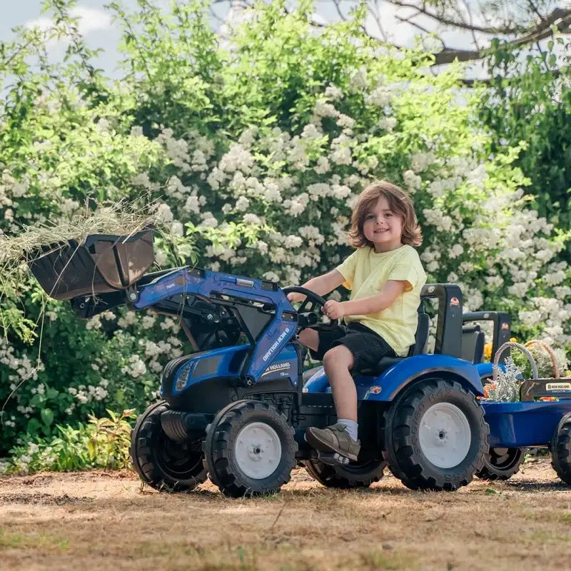 FALK Traktor New Holland Niebieski na Pedały z Przyczepką od 3 Lat - zabawki-dla-dziewczynki