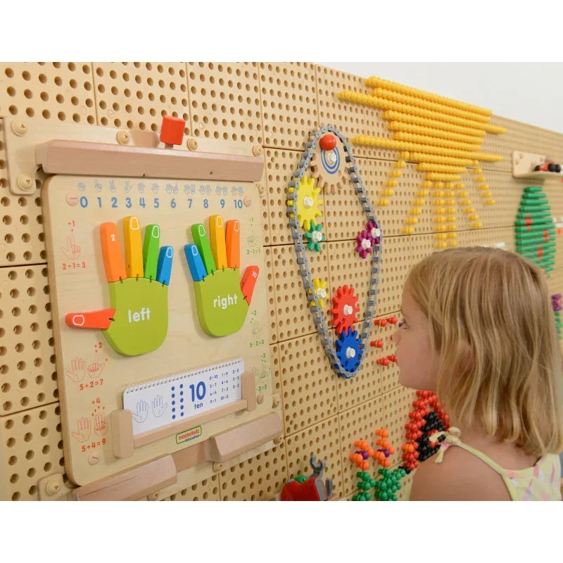 Drewniana tablica edukacyjna Masterkidz, zabawa w liczenie Montessori - zabawki-dla-dziewczynki